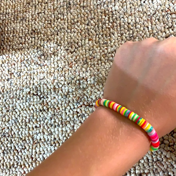 Flat beaded rainbow braclet.  Pack of 4! - Picture 2 of 3